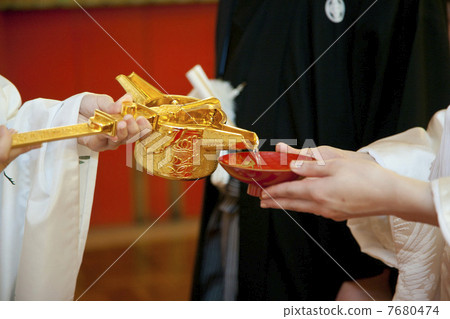 Wedding in a shrine Wedding in a shrine 7680474