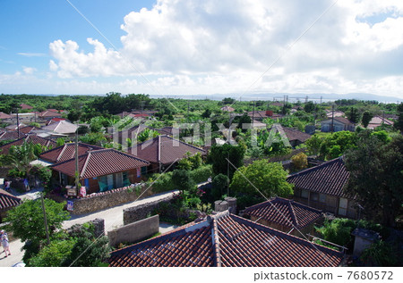 從竹富島Nagomi塔的鳥瞰圖 7680572