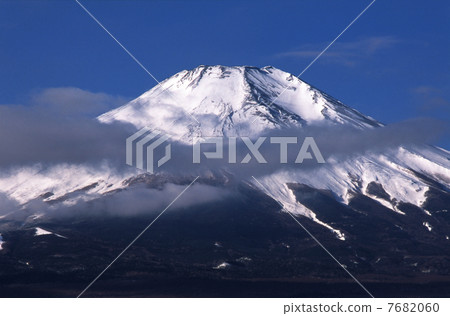 Blue sky and Mt. Fuji 7682060
