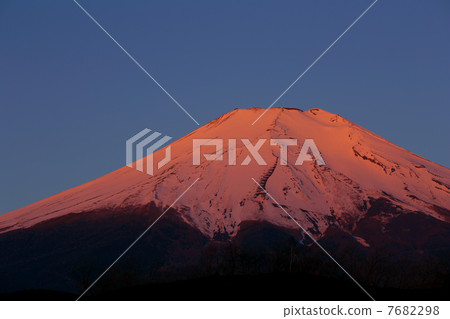 Red Mt. Fuji Red Mt. Fuji 7682298