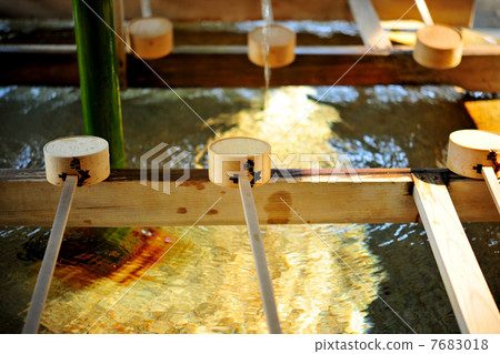 明治神宮的Kanbunsha 7683018