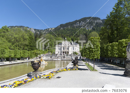 林德霍夫城堡 7683076