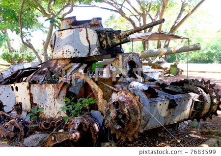 Banzai懸崖 7683599