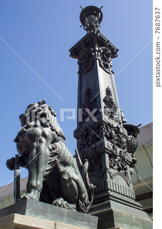 Nihonbashi Pillar's lion Nihonbashi Pillar's lion 7687637