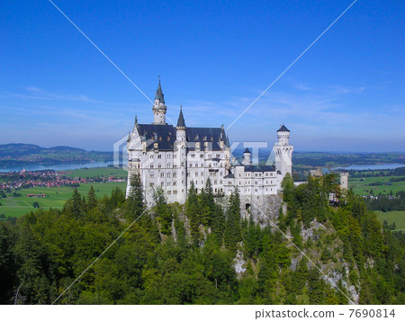 Neuschwanstein Castle 7690814
