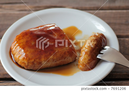 Teriyaki hamburger made with pork Teriyaki hamburger made with pork 7691206