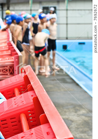 Poolside Poolside 7692672