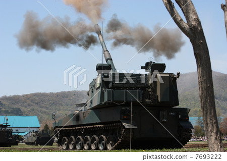 99 formula self-propelled 155 mm howitzer Long nose 99 formula self-propelled 155 mm howitzer Long nose 7693222