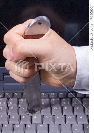 perforate keys 7695004