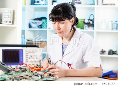 solder microchip 7695022