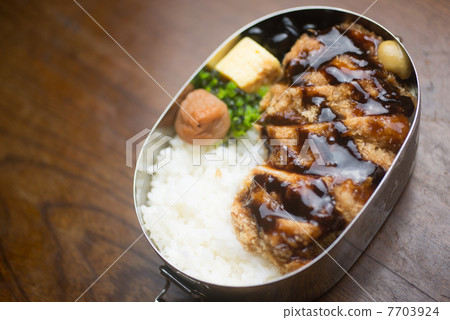 雞肉飯盒 雞肉飯盒 7703924