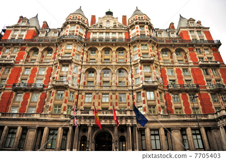The finest hotel in London red brick 7705403