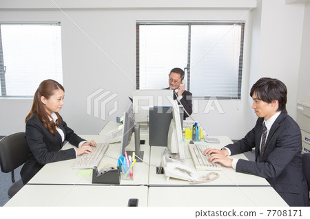 In-house company In-house company 7708171