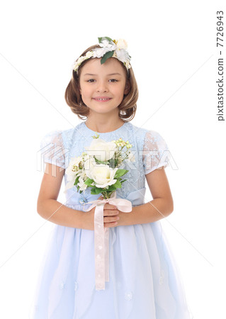 穿裙子的女孩 穿裙子的女孩 7726943