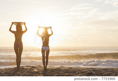 Bikini Women Surfers & Surfboards Sunset Beach 7733960
