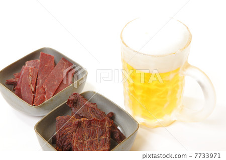 Beef Jerky and Mugs Beer 7733971