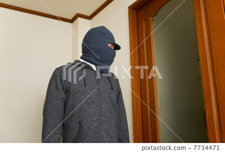 Image of a criminal 7734471