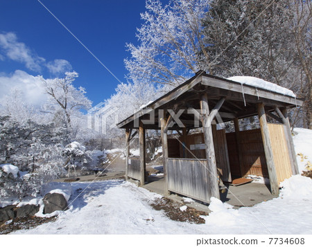 庫薩羅湖和露天浴池 庫薩羅湖和露天浴池 7734608