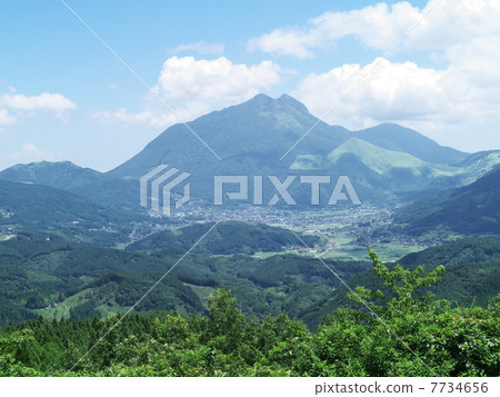 雨季的尤德山 雨季的尤德山 7734656