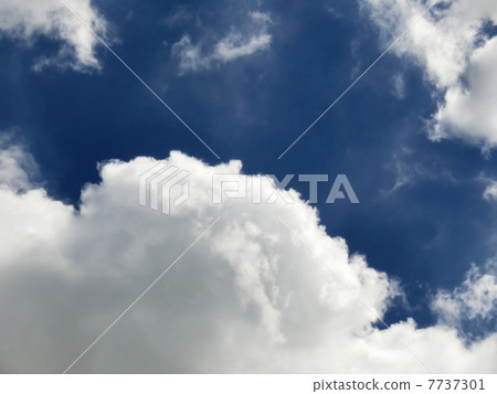 夏日的天空（1） 7737301
