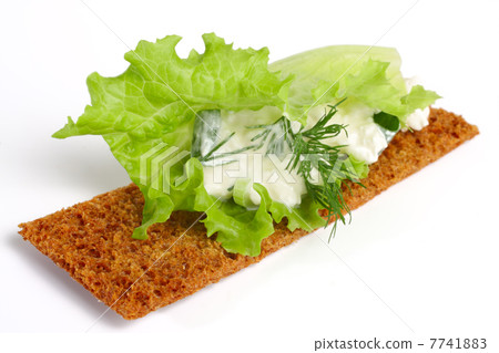 delicious crispbreads with cottage cheese , fennel and salad sh delicious crispbreads with cottage cheese , fennel and salad sh 7741883
