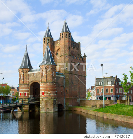 The Gate of Amsterdam, Haarlem, Holland The Gate of Amsterdam, Haarlem, Holland 7742017