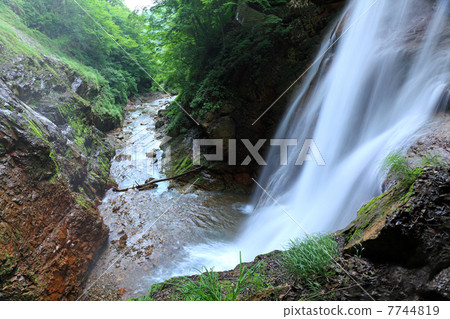 閃電瀑布 7744819