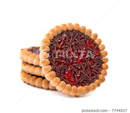 biscuits with jam isolated biscuits with jam isolated 7744837