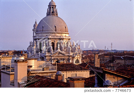 Basilica of Santa Maria della Salute 7746673