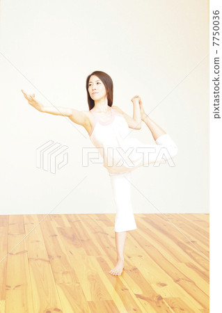 Yoga, female, yoga pose 7750036