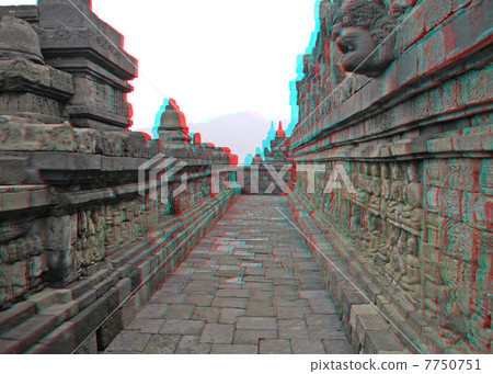 Borobudur Temple in stereo 7750751