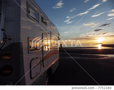 Camper and sunset outdoor photo material Camper and sunset outdoor photo material 7752160