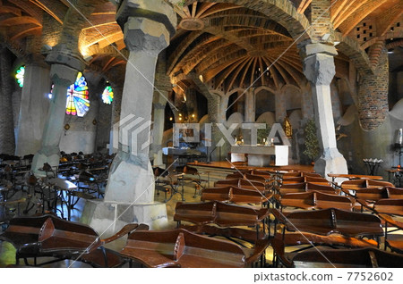 西班牙科洛尼亞奎爾 西班牙科洛尼亞奎爾 7752602