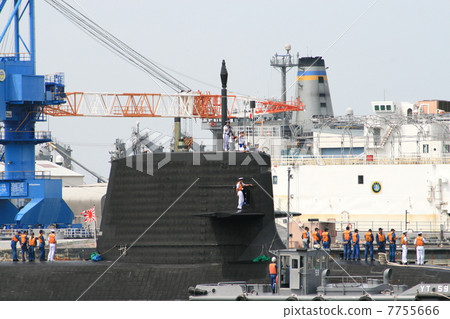 Landscape of the latest submarine "Souri" Landscape of the latest submarine "Souri" 7755666