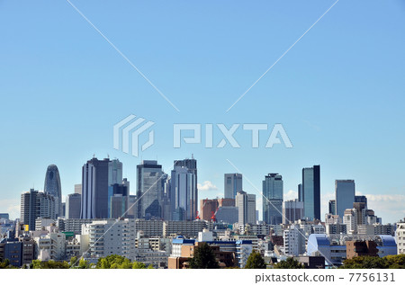 東京新宿的高層建築 7756131