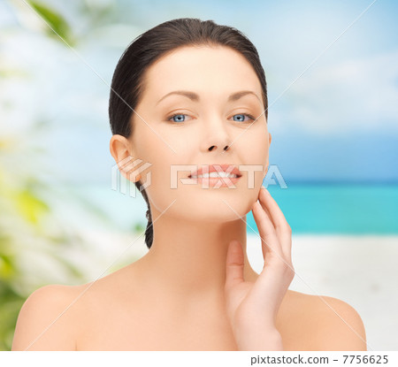 beautiful woman on nature 7756625