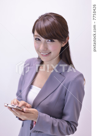 Business woman watching smaho 7758426