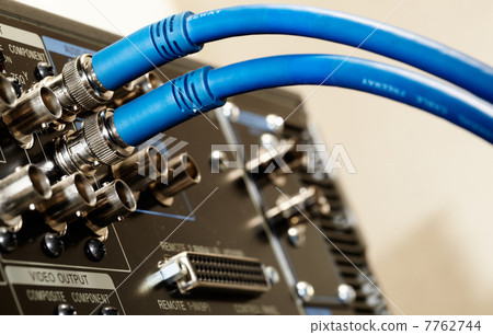 Two HD SDI-video cables Two HD SDI-video cables 7762744