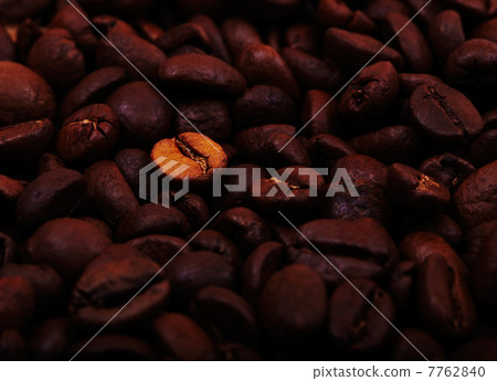 Coffee beans background Coffee beans background 7762840