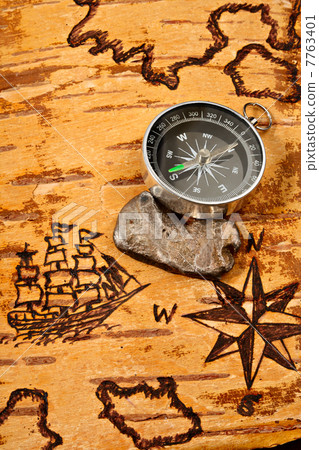 Silver Silver 7763401