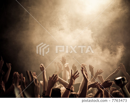 Concert ambience 7763473