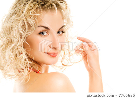 Beautiful young woman with curl hair Beautiful young woman with curl hair 7765686