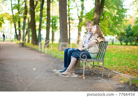 Dating couple in park 7766450