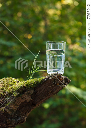 Clean water (healthy concept) Clean water (healthy concept) 7767942