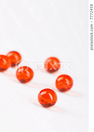 oil capsules oil capsules 7772459