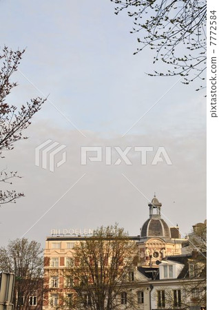 Morning street Amsterdam Morning street Amsterdam 7772584