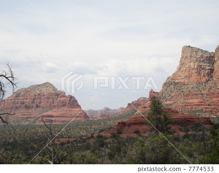Sedona's power spot Sedona's power spot 7774533