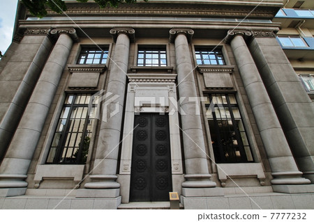 Former Tokyo Mitsubishi Bank Yokohama Central Branch 7777232