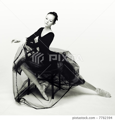 Resting young ballerina Resting young ballerina 7782394