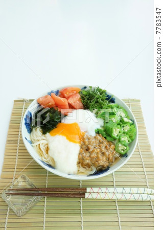 Sticky noodles 7783547